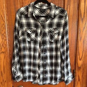 Torrid Black and White Rayon Plaid  Button-Up Shirt
